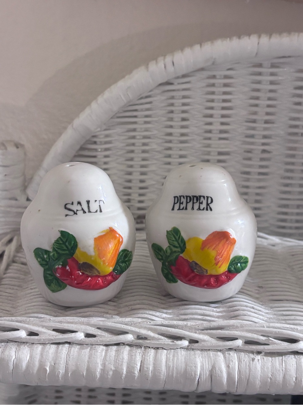 Unbranded White Ceramic Salt & Pepper Shakers with Floral Design